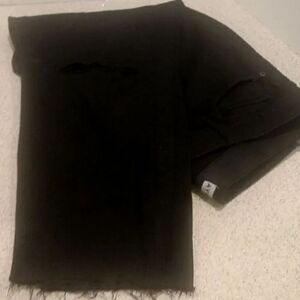 Women's Destroyed Black Jean Capri Pants Size 24